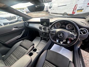 Mercedes-Benz GLA GLA200d AMG Line