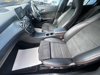 Mercedes-Benz GLA GLA200d AMG Line