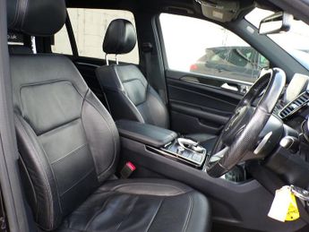 Mercedes-Benz GLS GLS350d V6 AMG Line