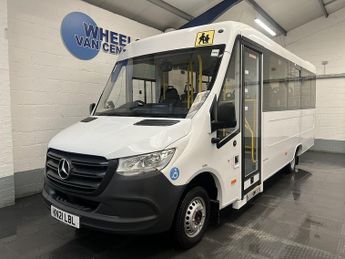 Mercedes Sprinter TREKA 5T 16 SEAT WHEELCHAIR BUS