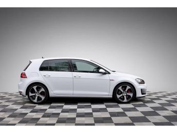 Volkswagen Golf GTi TSI BlueMotion Tech GTI Performance