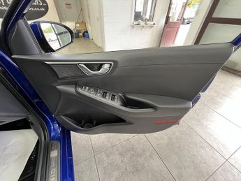 Hyundai IONIQ Premium