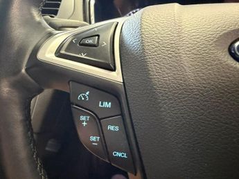 Ford Mondeo T EcoBoost Titanium