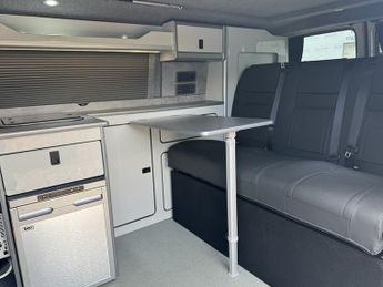 Volkswagen Transporter T6 T30 102 SWB