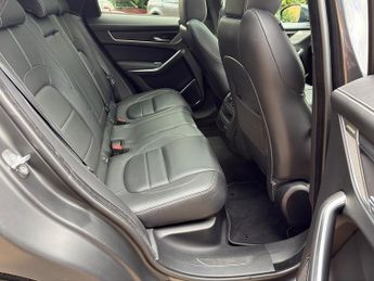 Jaguar F-PACE D200 MHEV R-Dynamic HSE