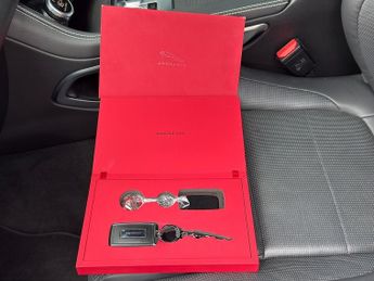 Jaguar F-PACE D200 MHEV R-Dynamic HSE