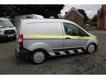Ford Transit Courier Base Tdci