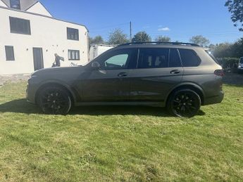 BMW X7 3.0 40i MHT M Sport SUV 5dr Petrol Hybrid Auto xDrive Euro 6 (s/