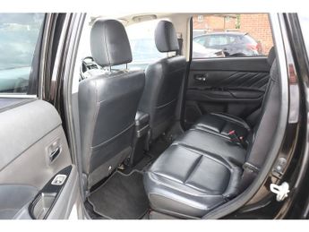 Mitsubishi Outlander h GX4h