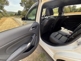 Mercedes-Benz B-Class B180 Blueefficiency Sport