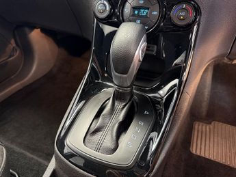 Ford Fiesta T EcoBoost Titanium