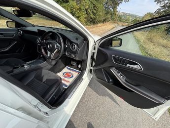 Mercedes-Benz A-Class A180 Blueefficiency Sport
