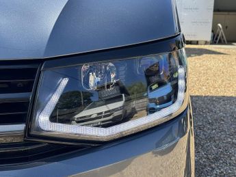 Volkswagen Transporter T6 T30 150 DSG SWB Highline