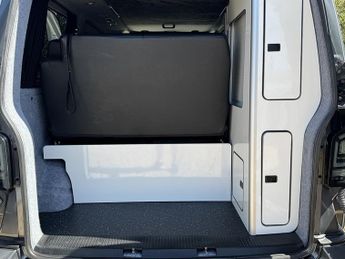 Volkswagen Transporter T6 T30 150 DSG SWB Highline