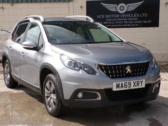 Peugeot 2008 PureTech Signature