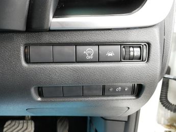 Nissan Qashqai DIG-T MHEV N-Connecta