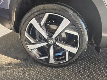 Nissan Qashqai 1.3 DIG-T Tekna SUV 5dr Petrol DCT Auto Euro 6 (s/s) (160 ps)