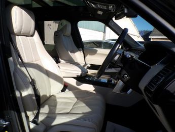 Land Rover Range Rover SD V8 Vogue SE