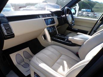 Land Rover Range Rover SD V8 Vogue SE