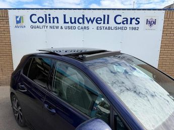 Volkswagen Golf 2.0 TDI R-Line Hatchback 5dr Diesel DSG Euro 6 (s/s) (150 ps)