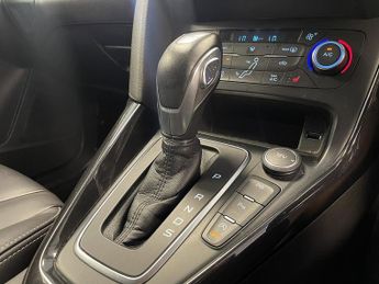 Ford Focus T EcoBoost Titanium