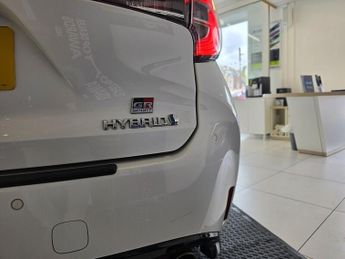 Toyota Corolla 2.0 VVT-h GPF GR SPORT Touring Sports 5dr Petrol Hybrid CVT Euro