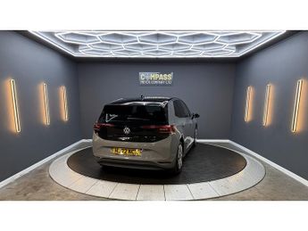 Volkswagen ID.3 Pro Performance 58kWh Family Hatchback 5dr Electric Auto (204 ps