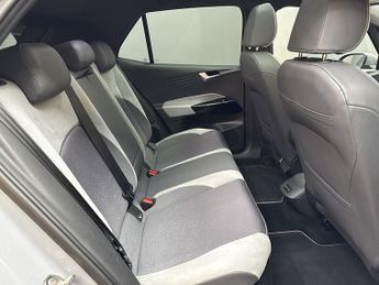 Volkswagen ID.3 Pro Performance 58kWh Family Hatchback 5dr Electric Auto (204 ps