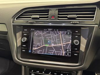 Volkswagen Tiguan 1.5 TSI R-Line DSG Euro 6 (s/s) 5dr