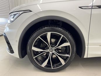 Volkswagen Tiguan 1.5 TSI R-Line DSG Euro 6 (s/s) 5dr