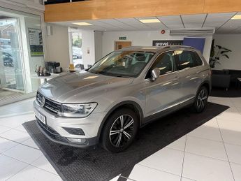 Volkswagen Tiguan 2.0 TDI SE Navigation SUV 5dr Diesel DSG Euro 6 (s/s) (150 ps)