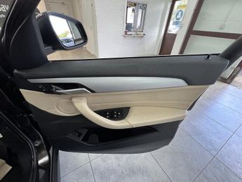BMW X1 18d SE