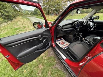 Mini Hatch One