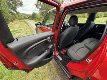 Mini Hatch One