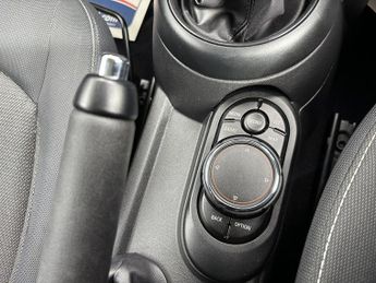 Mini Hatch One