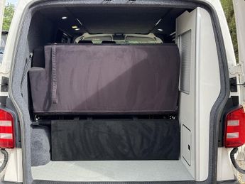 Volkswagen Transporter T6 T30 102 SWB