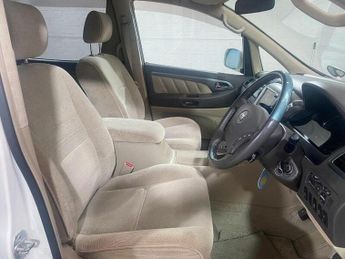 Toyota Alphard 2.4 E-Four Hybrid 5dr MPV Petrol Hybrid