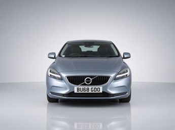 Volvo V40 T2 Momentum Nav Plus