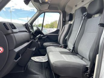 Nissan Interstar 2.3 dCi 35 Tekna Panel Van 4dr Diesel Manual FWD L3 H2 Euro 6 (1