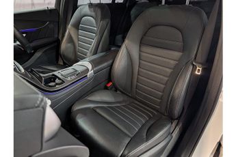 Mercedes-Benz GLC GLC300d AMG Line