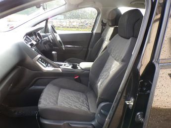 Peugeot 3008 e-HDi Sport