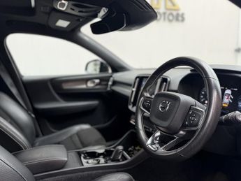 Volvo XC40 2.0 D4 First Edition SUV 5dr Diesel Auto AWD Euro 6 (s/s) (190 p