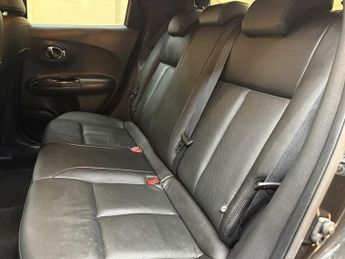 Nissan Juke 1.6 Tekna SUV 5dr Petrol XTRON Euro 6 (117 ps)