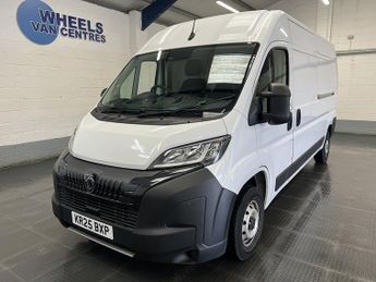 Peugeot Boxer 2.2 BlueHDi 335 Professional Panel Van 5dr Diesel Manual L3 H2 E