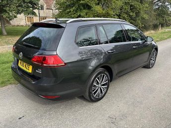 Volkswagen Golf S Tsi Bluemotion Technology Dsg
