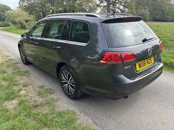 Volkswagen Golf S Tsi Bluemotion Technology Dsg