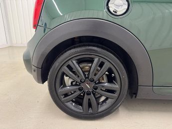 MINI Hatch 2.0 Cooper S Sport Steptronic Euro 6 (s/s) 3dr