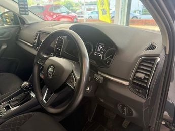 Skoda Karoq 2.0 TDI SE SUV 5dr Diesel DSG 4WD Euro 6 (s/s) (150 ps)