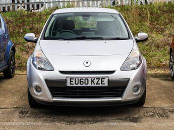 Renault Clio VVT Initiale TomTom