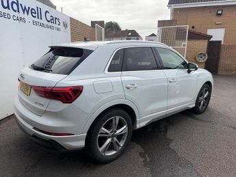 Audi Q3 1.5 TFSI CoD 35 S line SUV 5dr Petrol S Tronic Euro 6 (s/s) (150